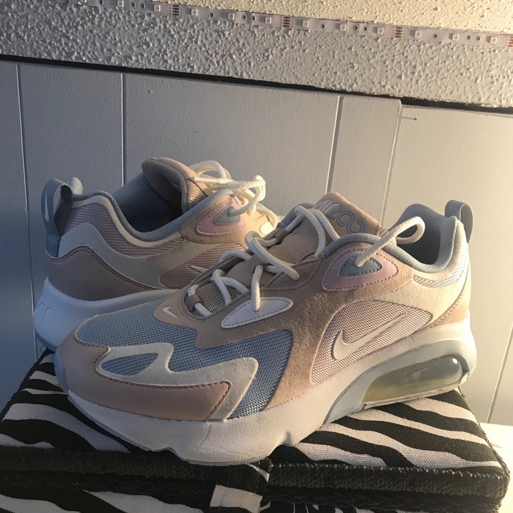 Air max 200 Women’s